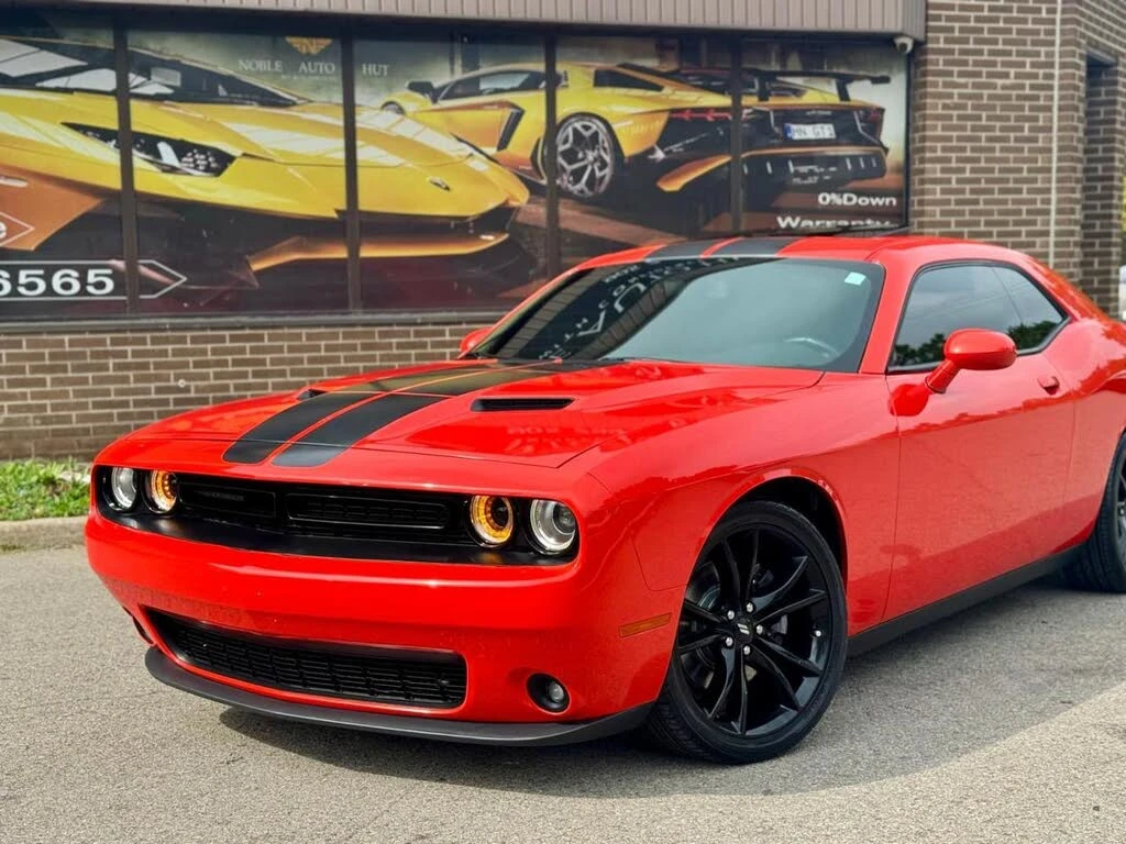 Dodge Challenger SXT Plus * RWD* АвтоКредит (ЦЕНА ДО БГ) - изображение 2