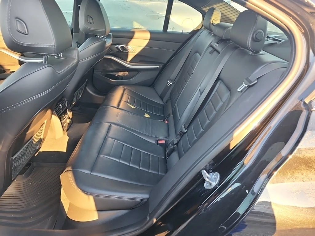 BMW 330 * 330I XDRIVE * CARFAX *  | Mobile.bg   13