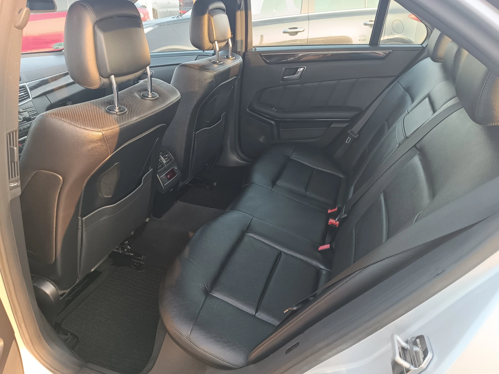 Mercedes-Benz E 250 | Mobile.bg � ����������� 11