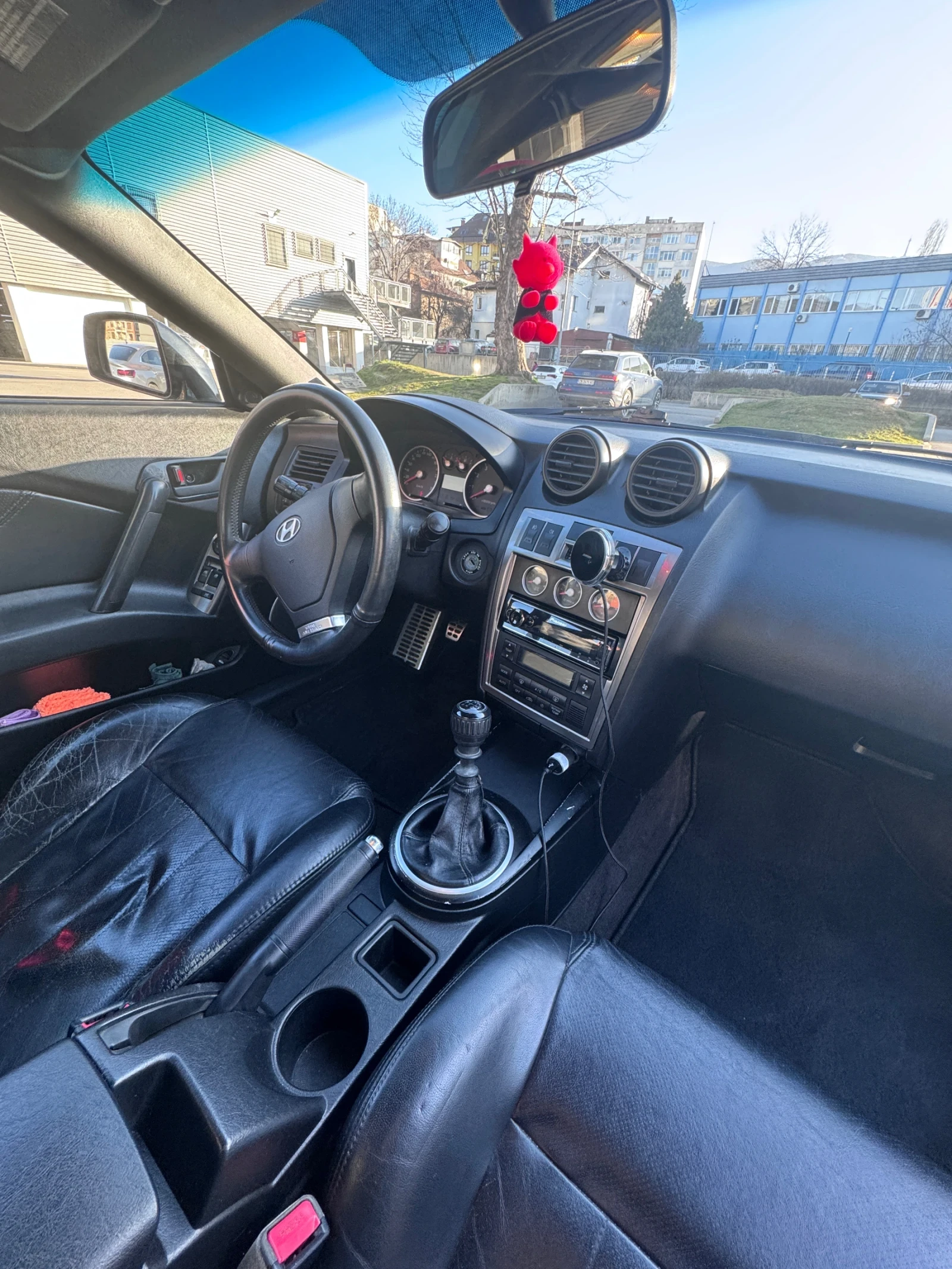 Hyundai Coupe 2.7 V6, снимка 8 - Автомобили и джипове - 53829171