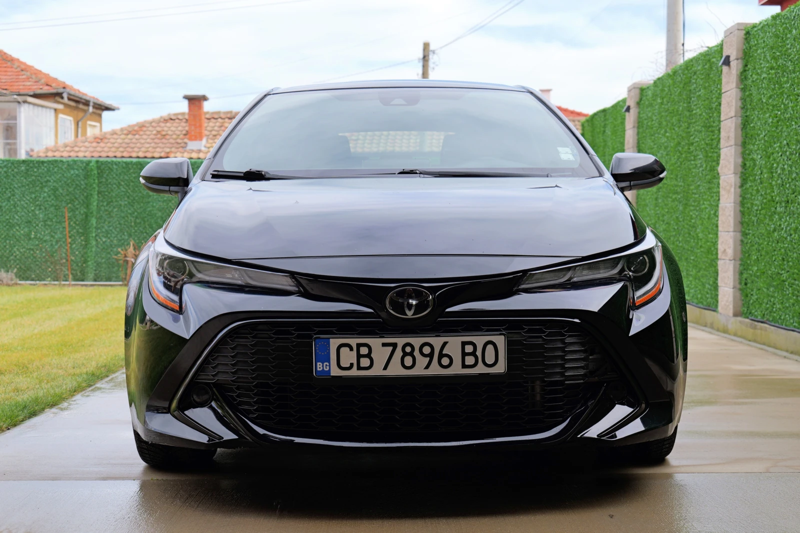 Toyota Corolla 2.0 SE, снимка 3 - Автомобили и джипове - 53844131