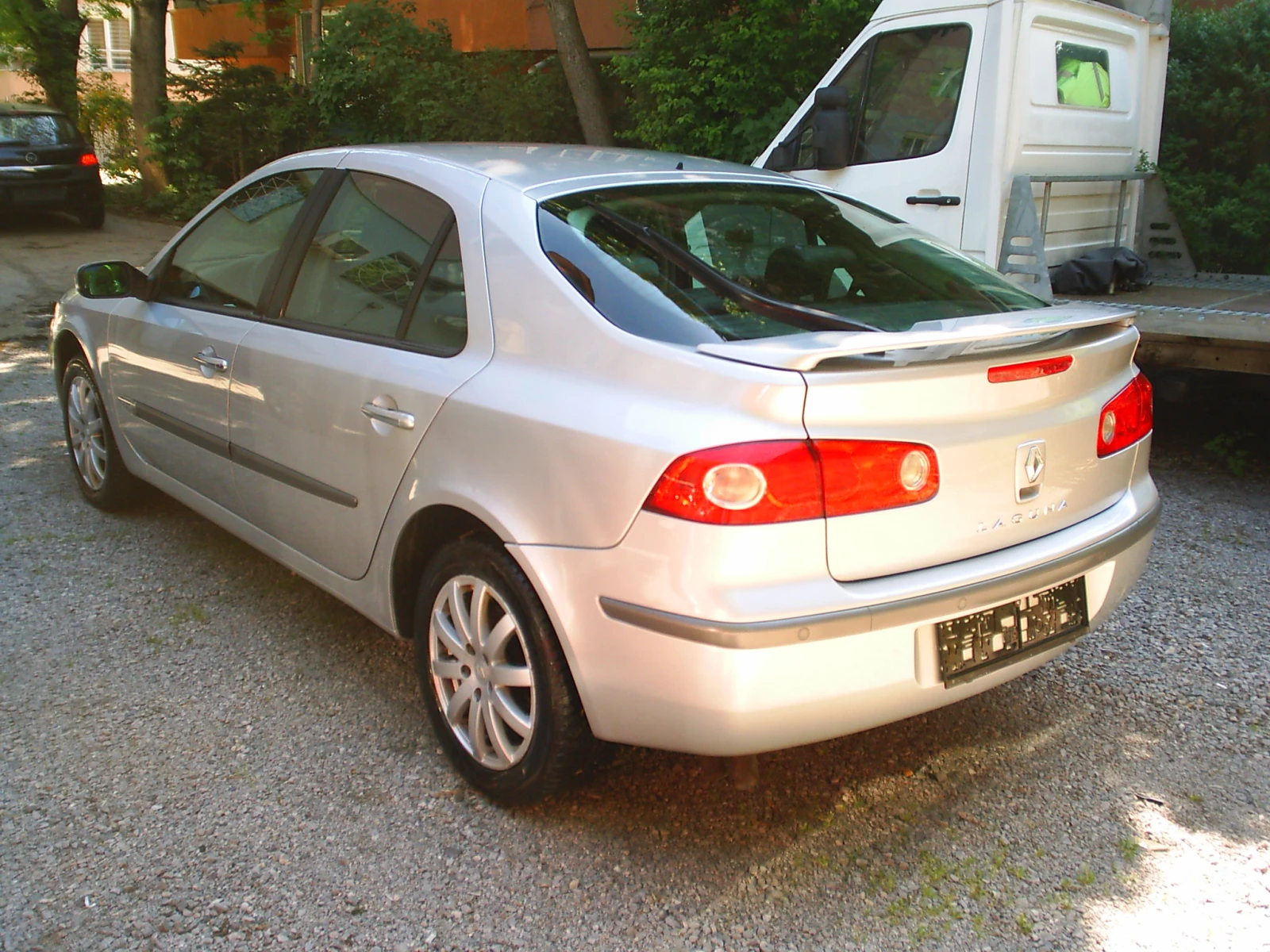 Renault Laguna 2.0 16 V 133k.c., снимка 5 - Автомобили и джипове - 54492527