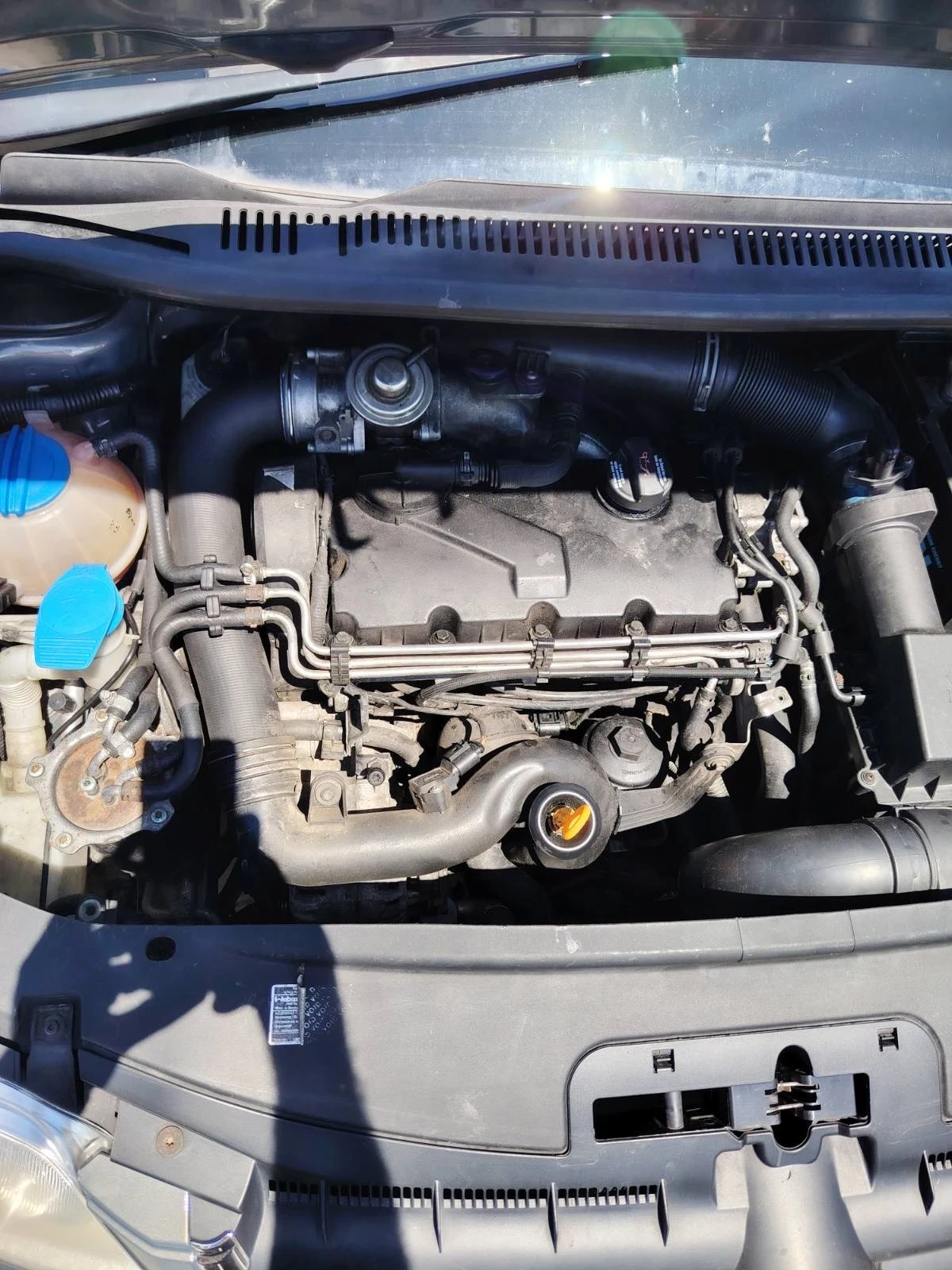 VW Touran 2.0TDI 140 6 СКОРОСТИ ВНОС ОТ АНГЛИЯ, снимка 7 - Автомобили и джипове - 54596888