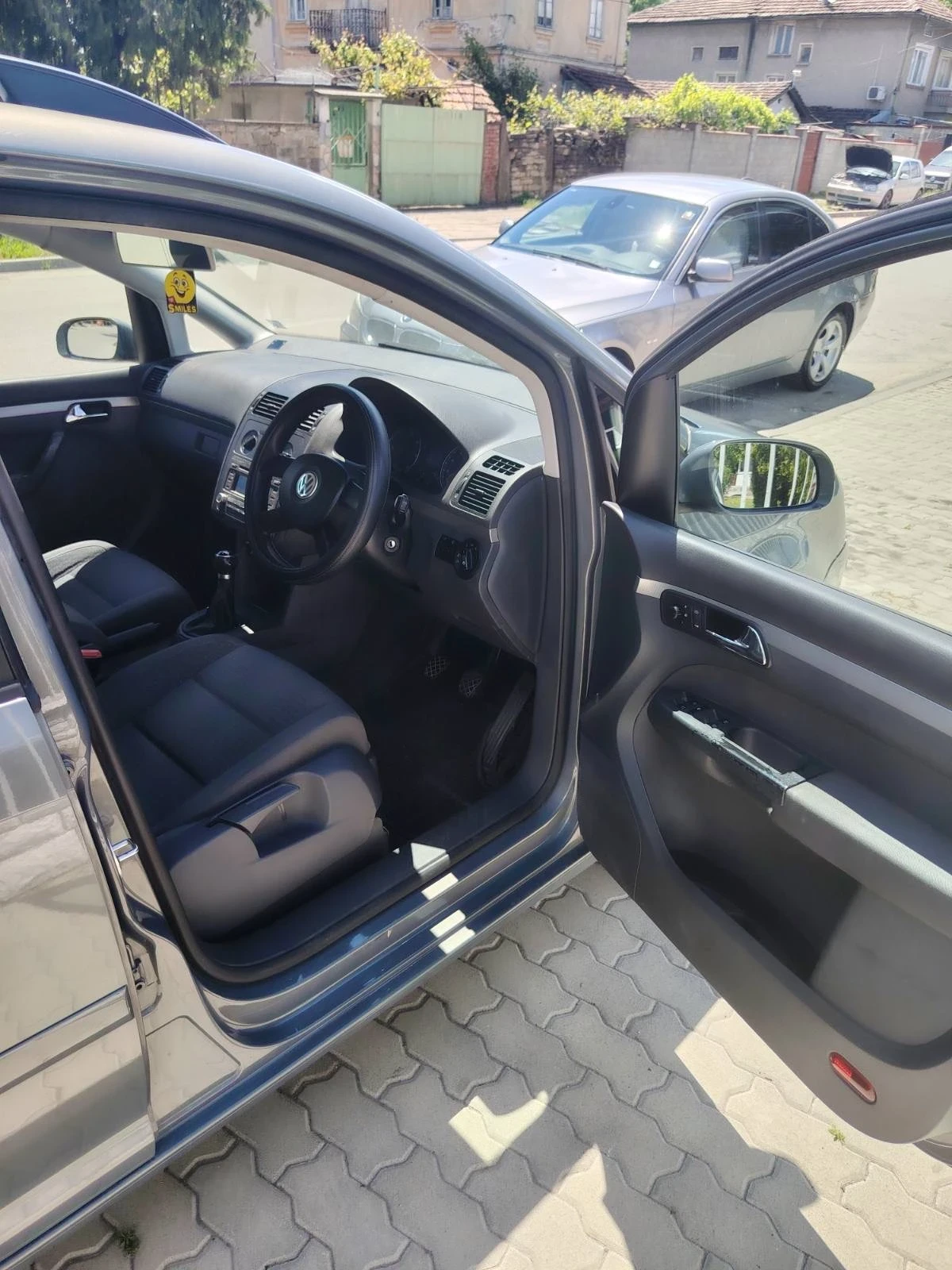 VW Touran 2.0TDI 140 6 СКОРОСТИ ВНОС ОТ АНГЛИЯ, снимка 6 - Автомобили и джипове - 54596888