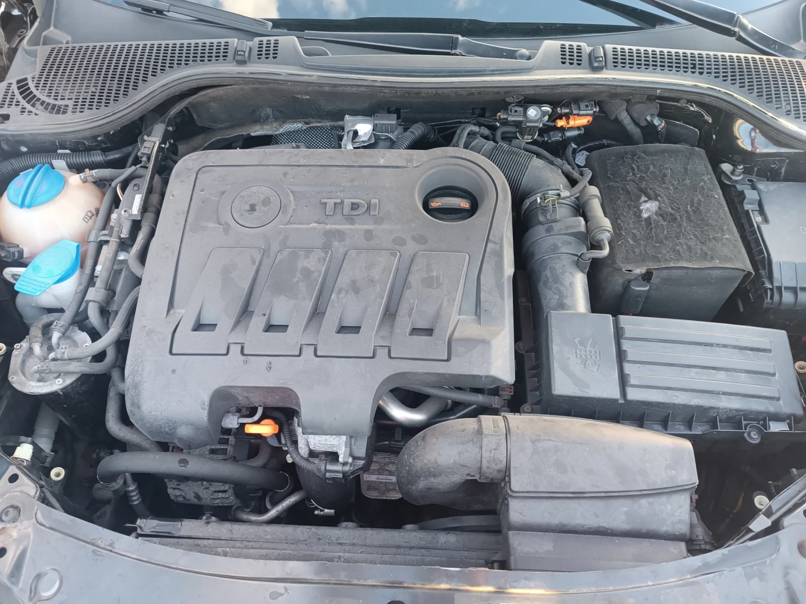 Skoda Octavia Scout 2.0 tDi, 4x4, 140k.c., ЛИЗИНГ , снимка 16 - Автомобили и джипове - 54705061