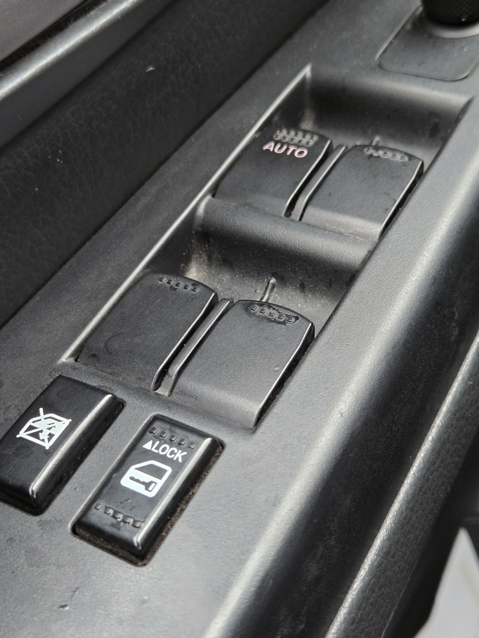 Suzuki SX4 1.6i, снимка 10 - Автомобили и джипове - 54811691