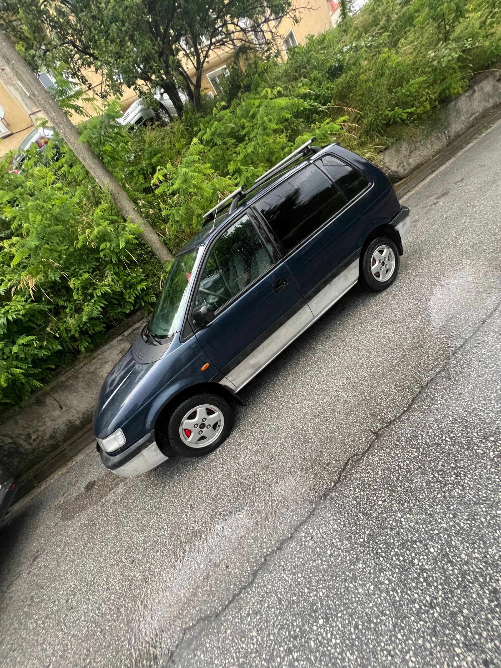 Mitsubishi Space runner 1.8 136 кс. 4х4 газ бензин климатик, снимка 3 - Автомобили и джипове - 54933504