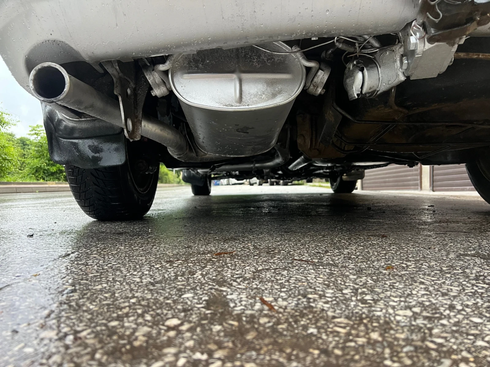 Mitsubishi Space runner 1.8 136 кс. 4х4 газ бензин климатик, снимка 4 - Автомобили и джипове - 54933504