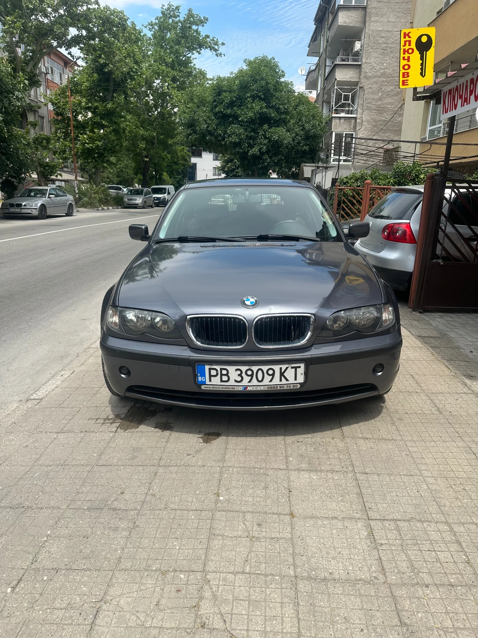 BMW 320, снимка 2 - Автомобили и джипове - 54954592