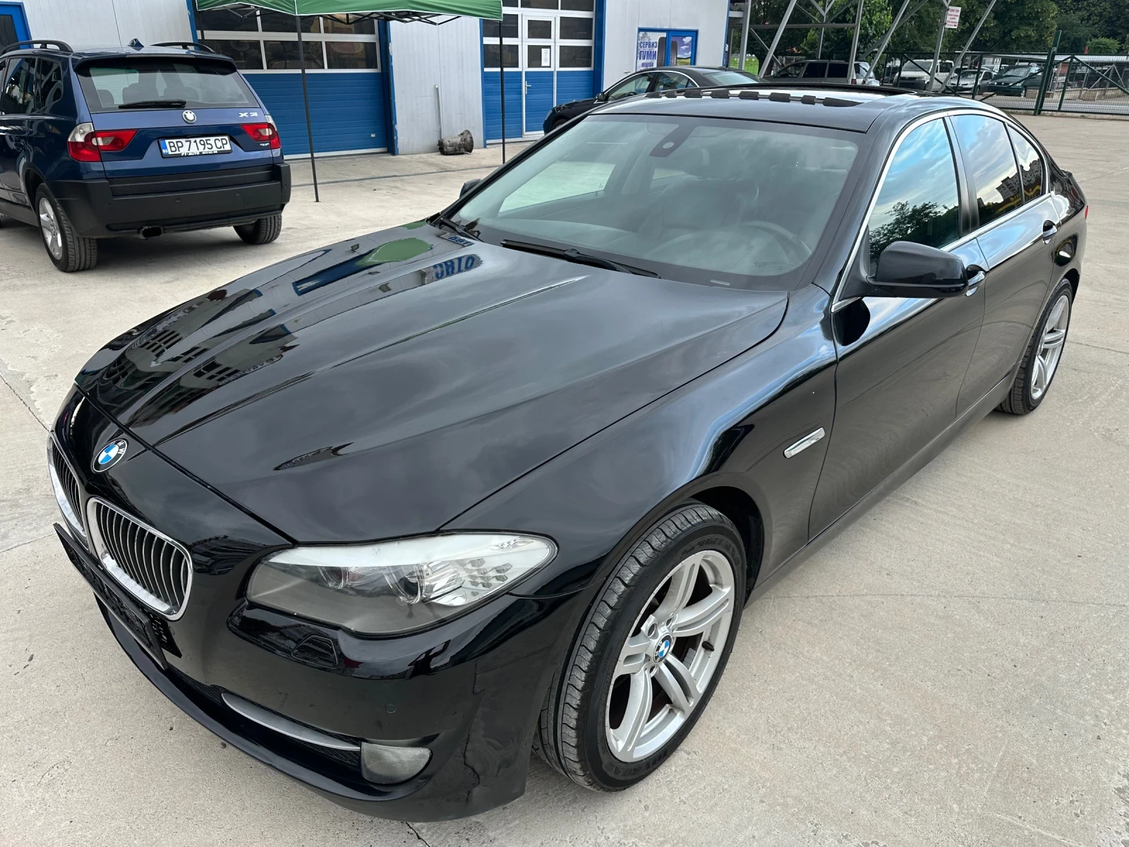 BMW 520 d 208 000 Реални км!, снимка 2 - Автомобили и джипове - 55139064