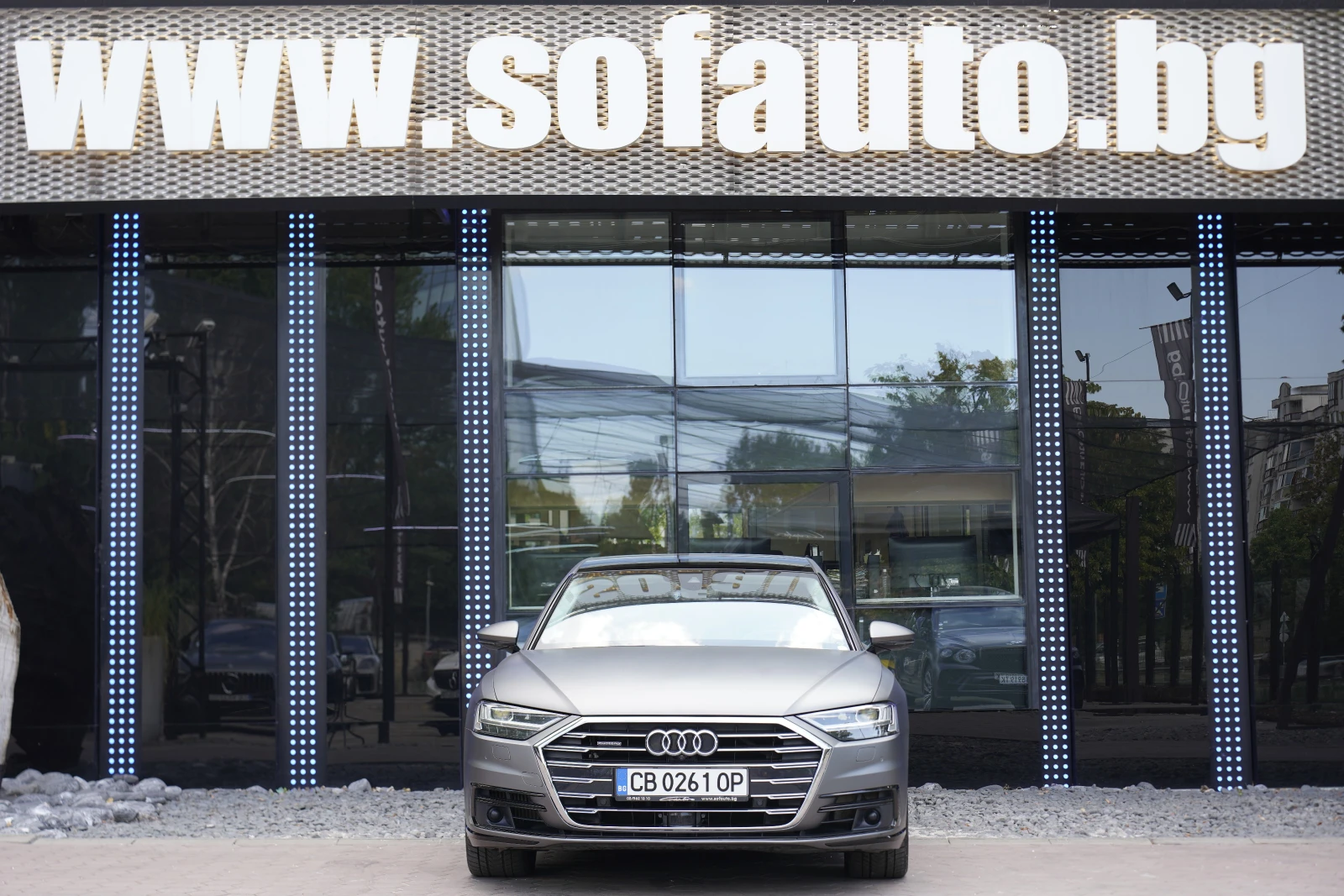 Audi A8 50TDI Quattro Bang&Olufsen, снимка 2 - Автомобили и джипове - 55299044