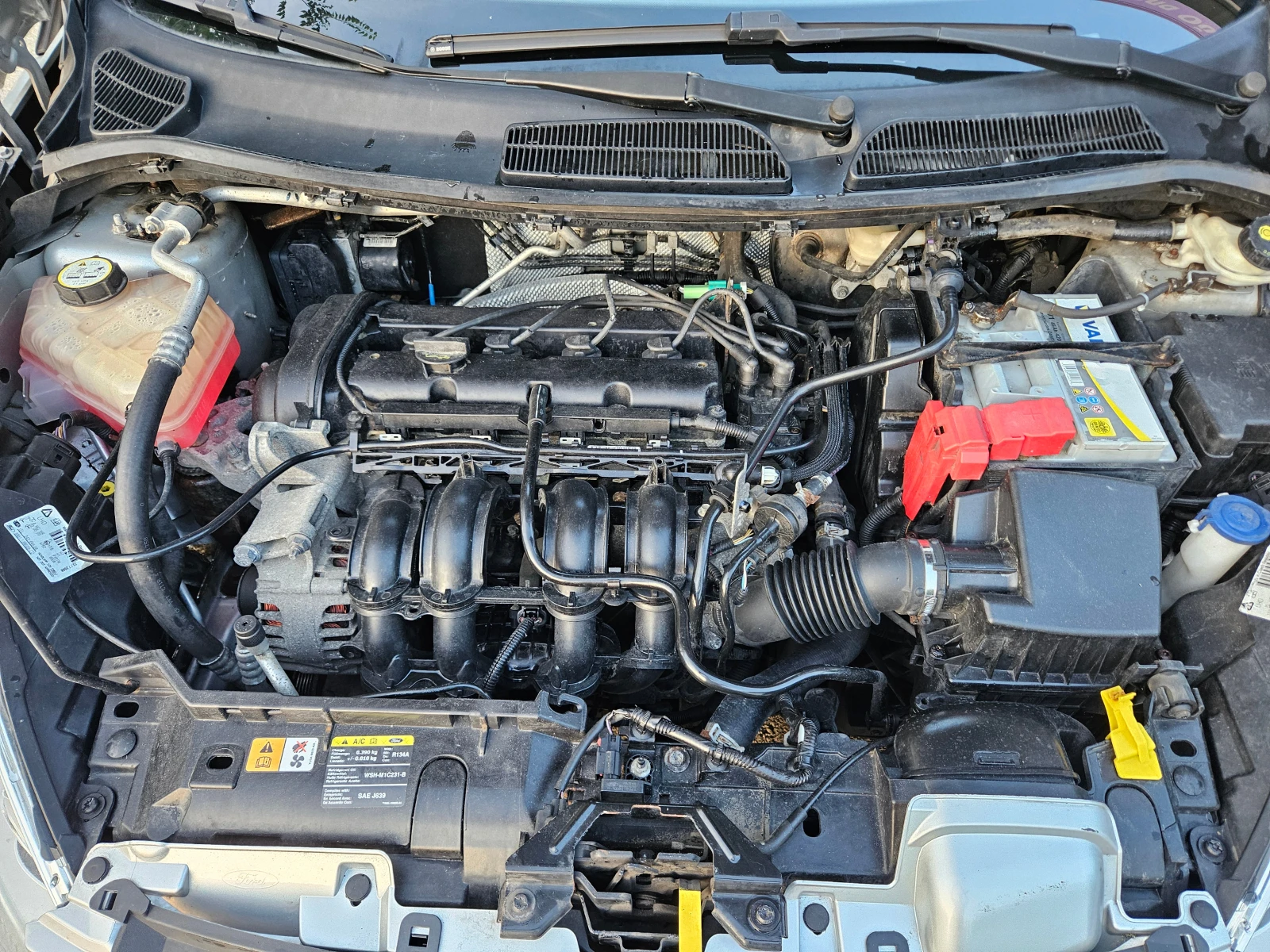 Ford Fiesta 1.25, 82к.с., Перфектна!!!, снимка 15 - Автомобили и джипове - 55328710