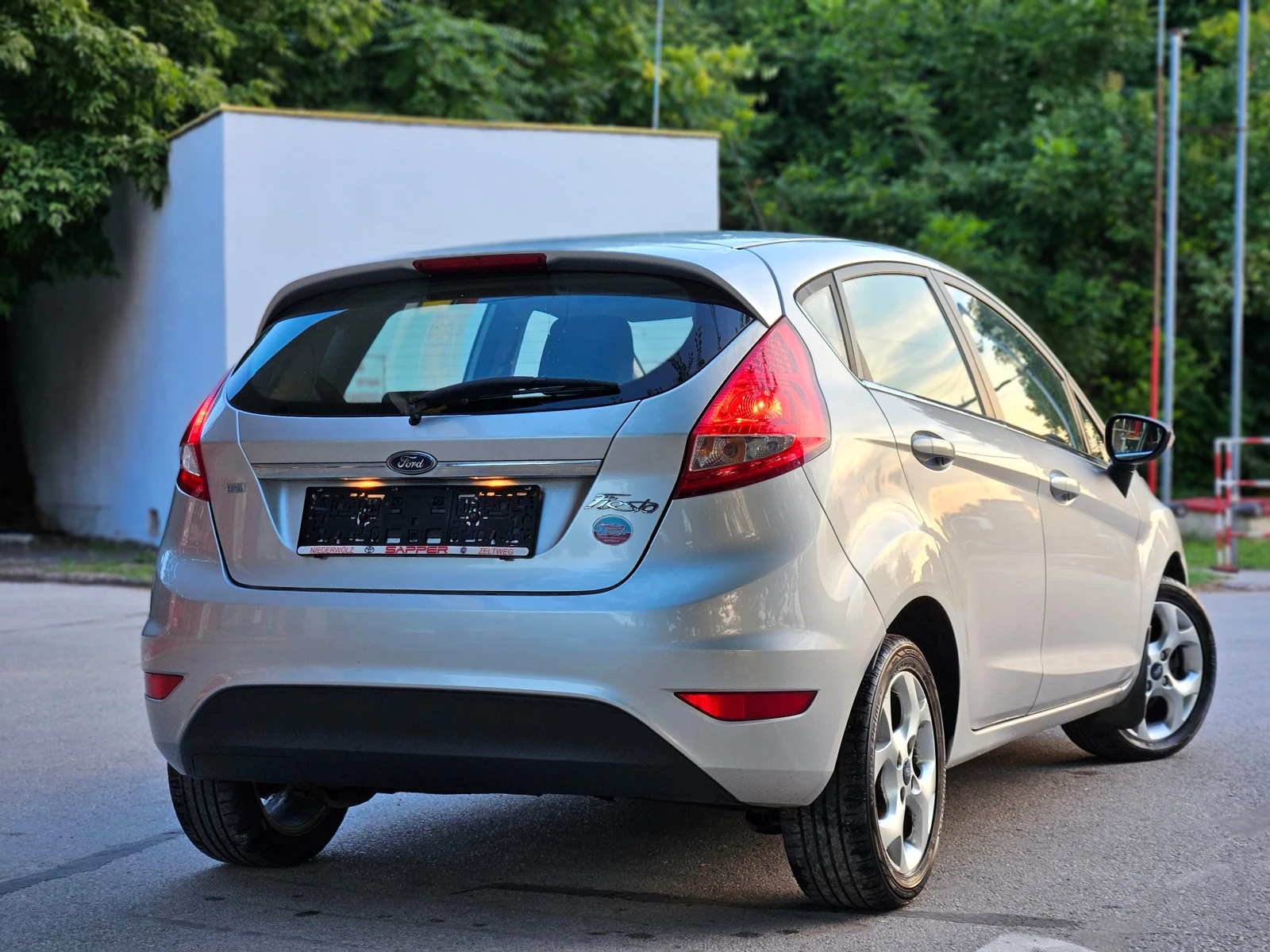 Ford Fiesta 1.25, 82к.с., Перфектна!!!, снимка 5 - Автомобили и джипове - 55328710