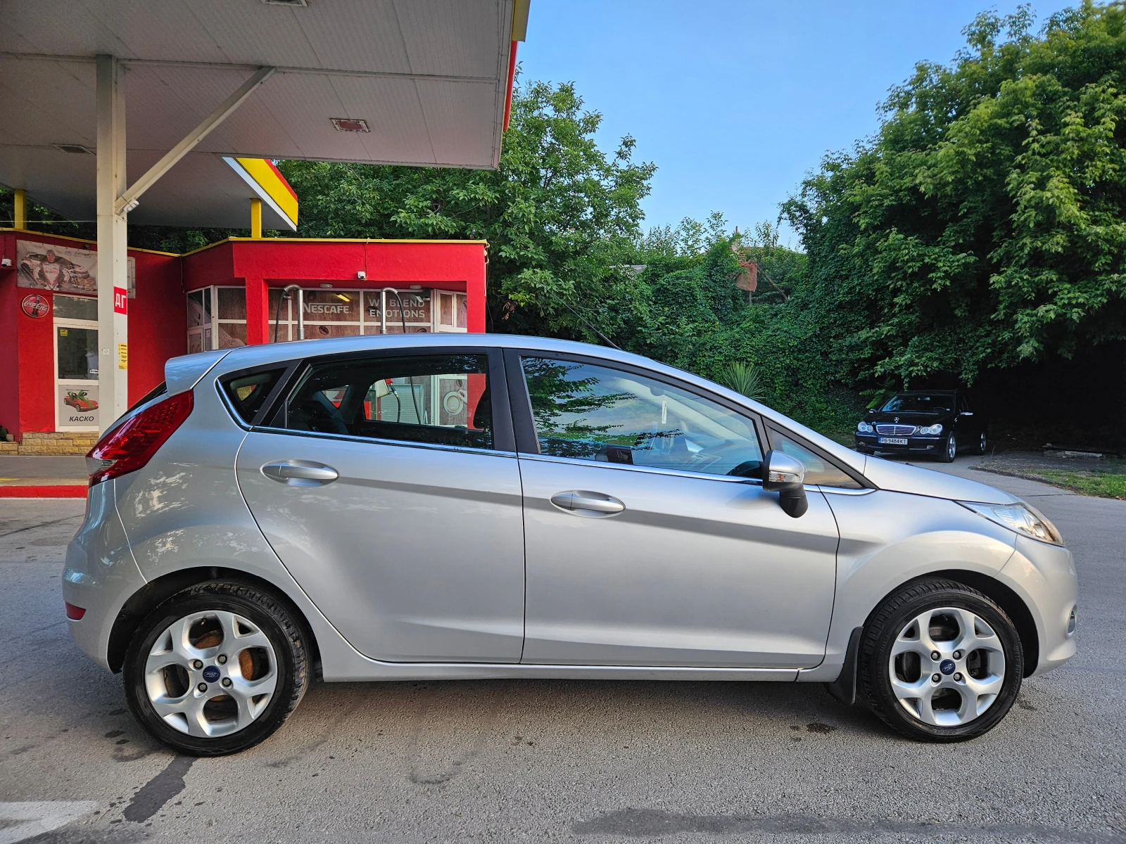 Ford Fiesta 1.25, 82к.с., Перфектна!!!, снимка 4 - Автомобили и джипове - 55328710
