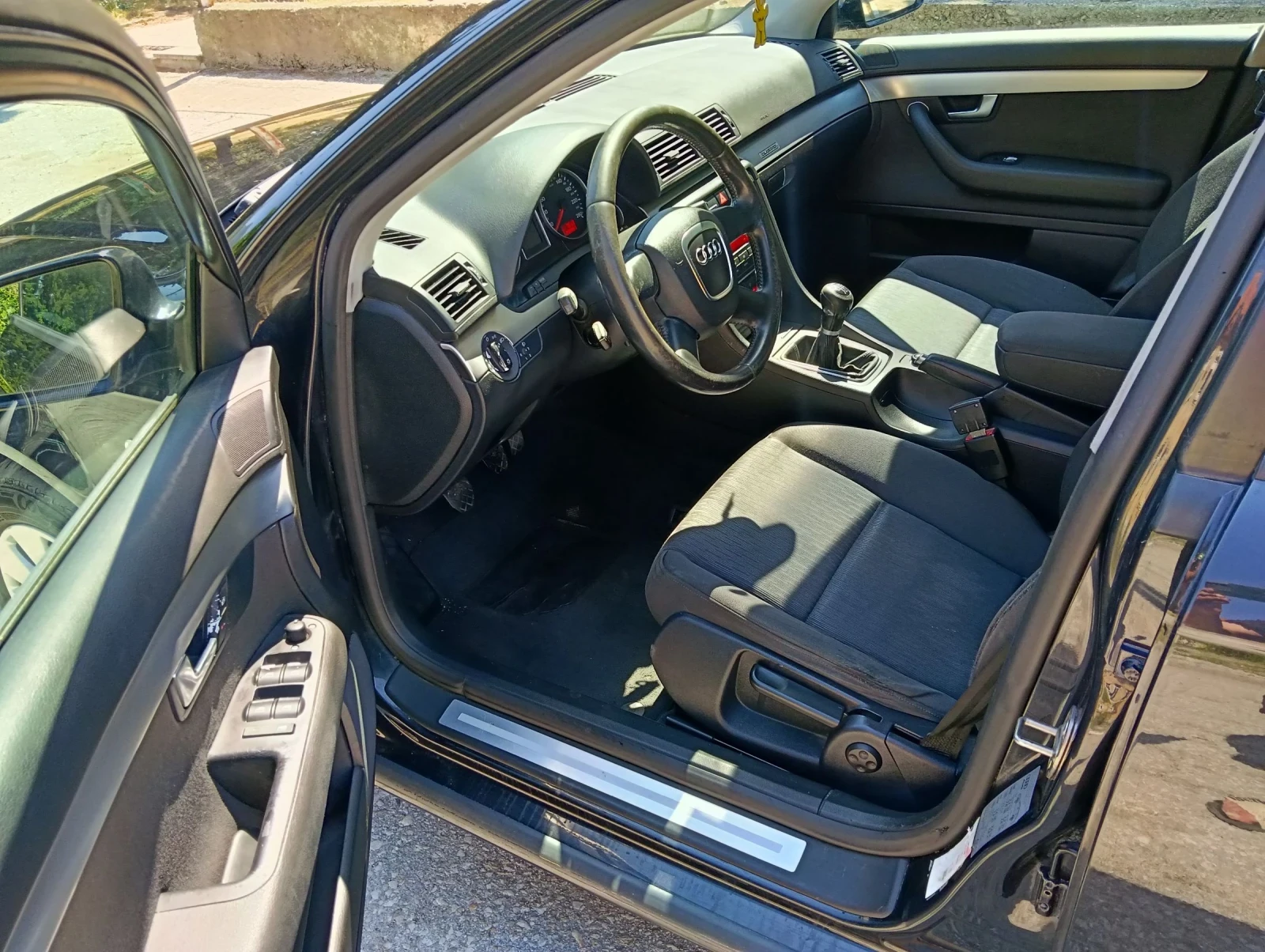 Audi A4 2.0TDI/4x4, снимка 8 - Автомобили и джипове - 55332508