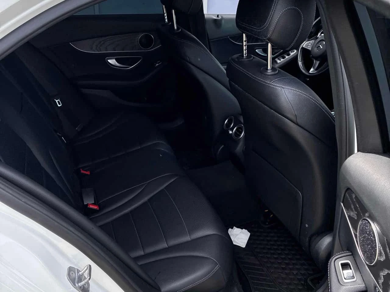 Mercedes-Benz C 300 CAMERA / CARFAX / АВТОКРЕДИТ , снимка 15 - Автомобили и джипове - 55569101
