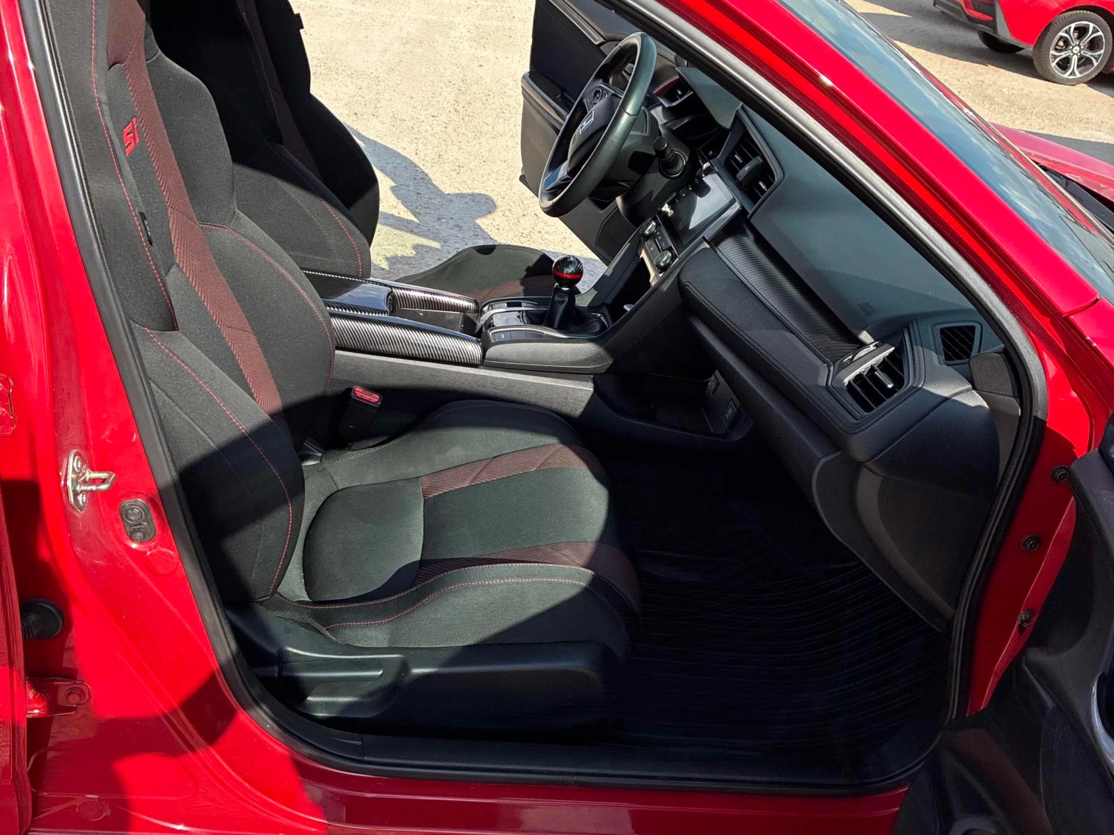 Honda Civic * Si/Si HPT * АВТОКРЕДИТ БЕЗ ПЪРВОНАЧАЛНА ВНОСКА* , снимка 13 - Автомобили и джипове - 55942075