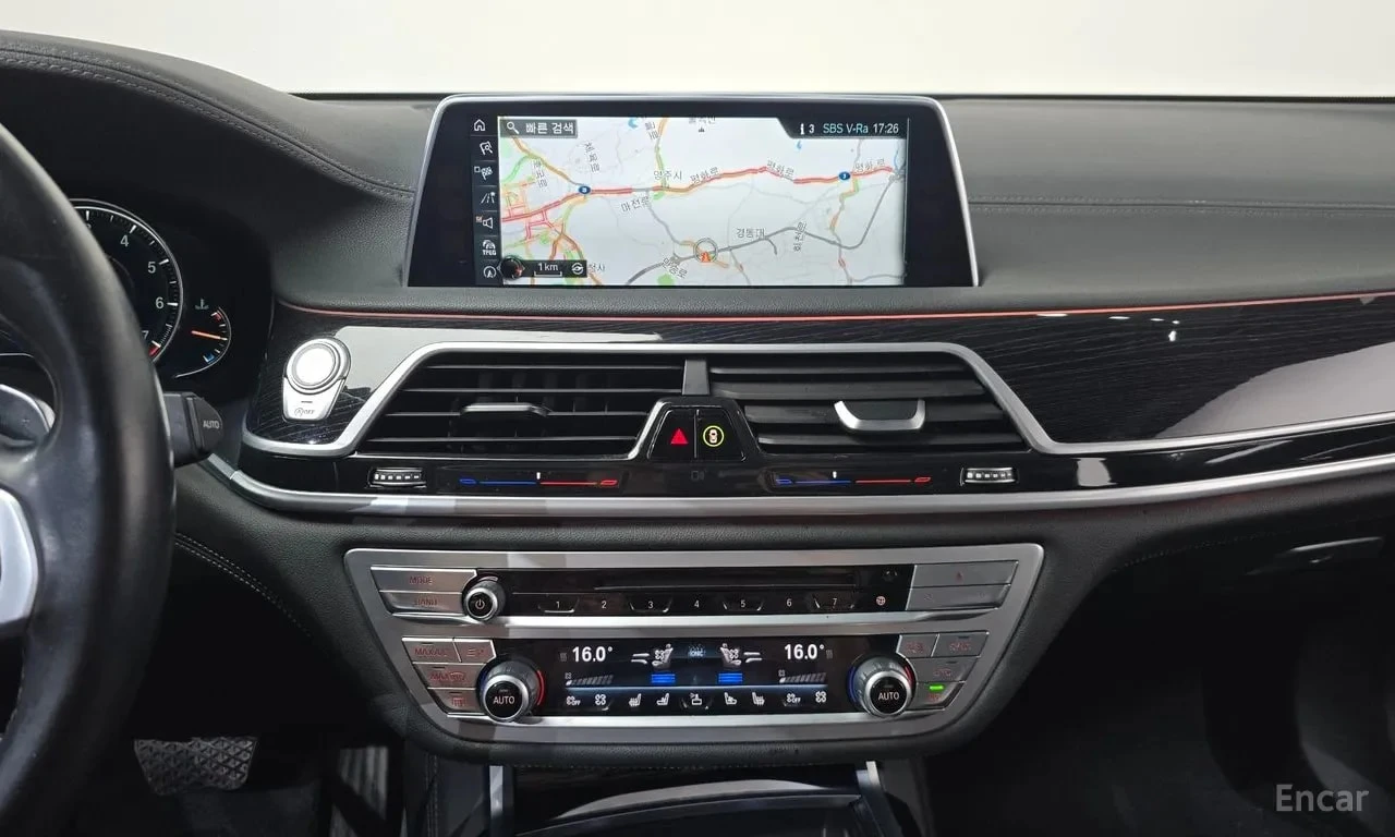 BMW 740 740Li xDrive M Sport Package/ФИНАНСИРАНЕ, снимка 13 - Автомобили и джипове - 56134646