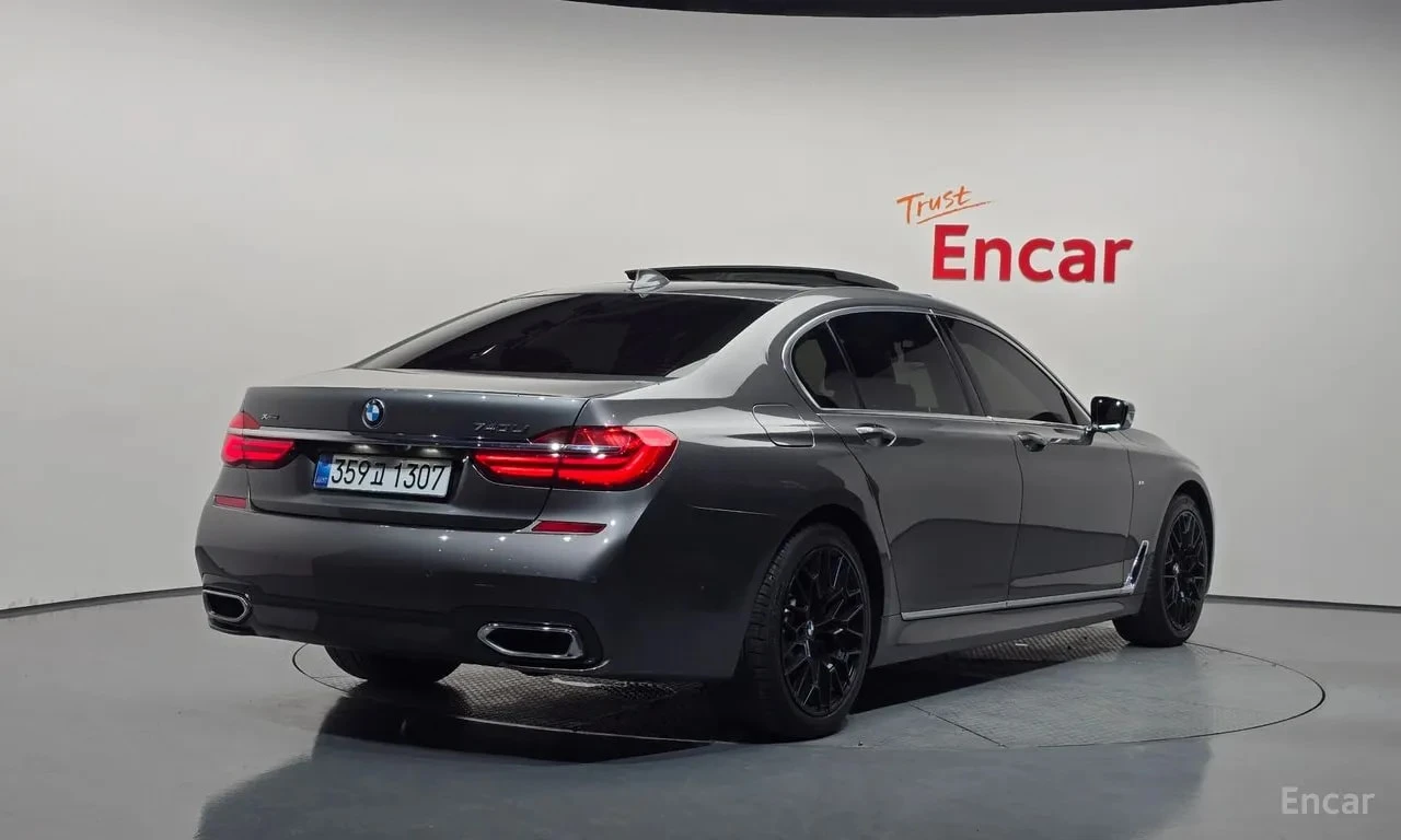 BMW 740 740Li xDrive M Sport Package/ФИНАНСИРАНЕ, снимка 2 - Автомобили и джипове - 56134646