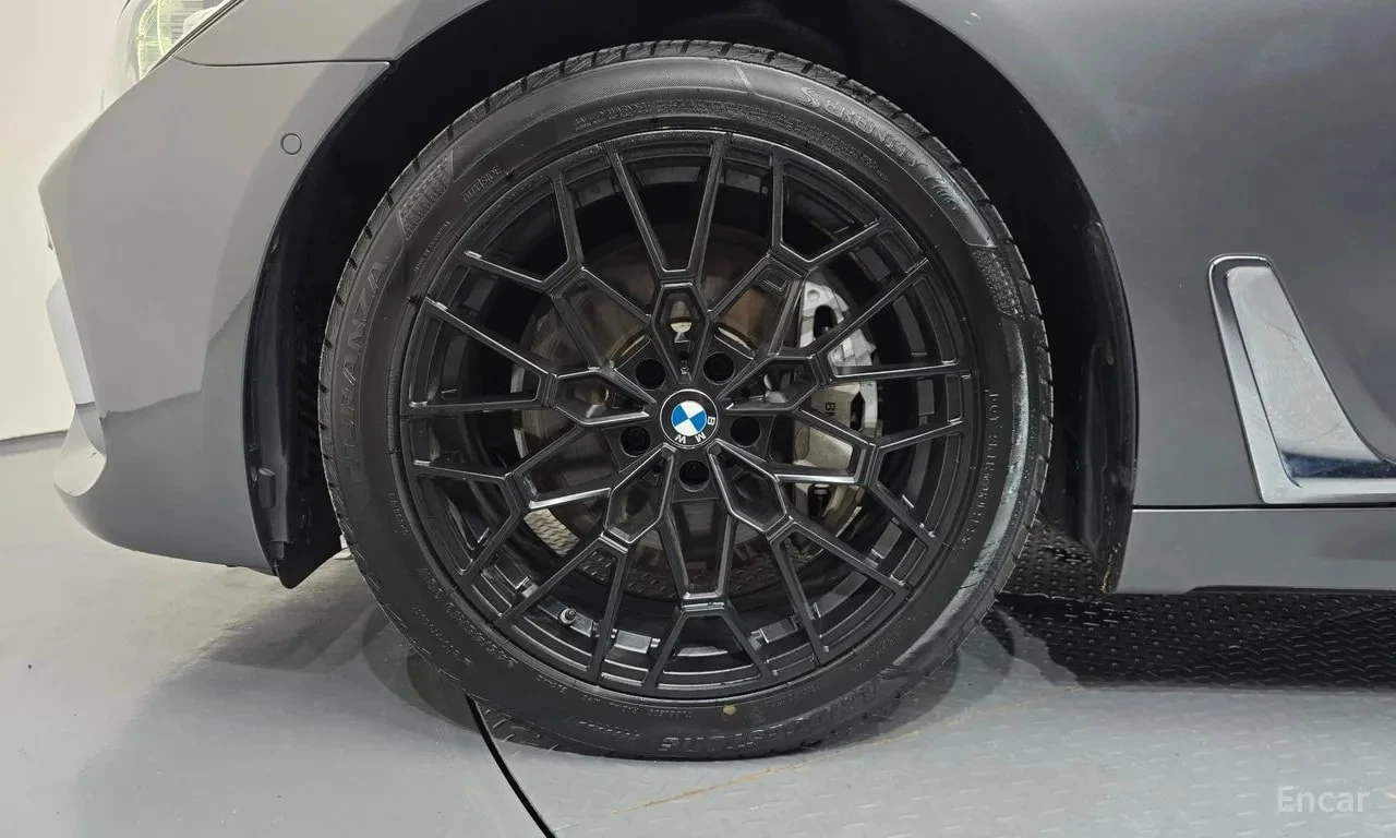BMW 740 740Li xDrive M Sport Package/ФИНАНСИРАНЕ, снимка 5 - Автомобили и джипове - 56134646