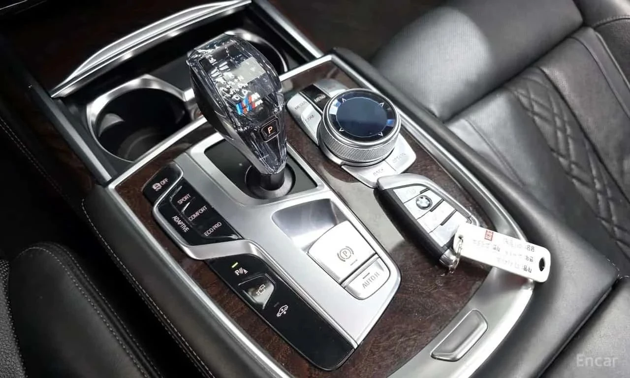 BMW 750, снимка 9 - Автомобили и джипове - 56726664