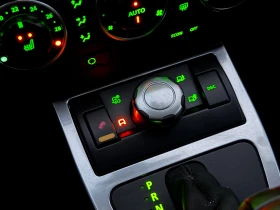 Land Rover Freelander ВСИЧКИ ВЪЗМОЖНИ ЕКСТРИ* НОВА ВЕРИГА И КОНСУМАТИВИ*, снимка 13