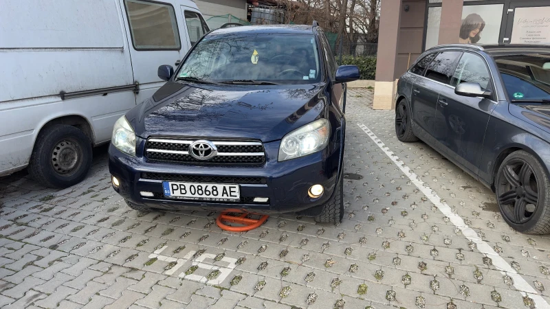 Toyota Rav4, снимка 2 - Автомобили и джипове - 48837858