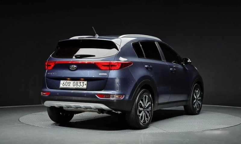 Kia Sportage Diesel 2WD Noblesse  * НАЙ-ДОБРА ЦЕНА В БЪЛГАРИЯ* , снимка 2 - Автомобили и джипове - 52036693