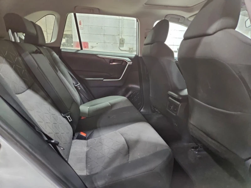 Toyota Rav4 2.5i - XLE - Лека щета - Комфорт пакет, снимка 9 - Автомобили и джипове - 52867522