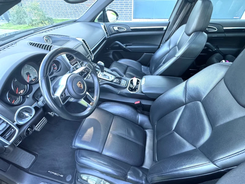 Porsche Cayenne S, 3.6 Bi-Turbo, снимка 12 - Автомобили и джипове - 52886365