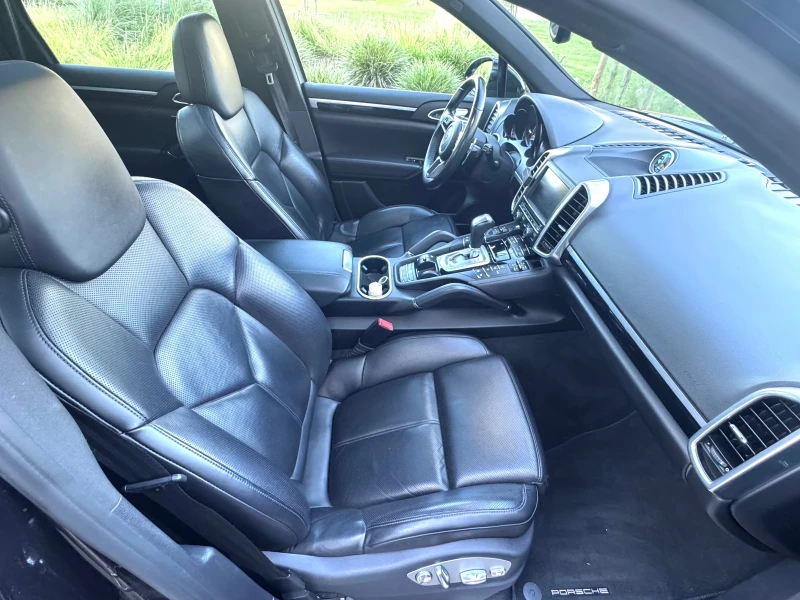 Porsche Cayenne S, 3.6 Bi-Turbo, снимка 15 - Автомобили и джипове - 52886365