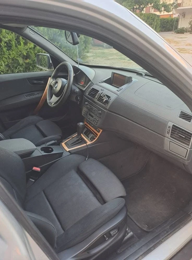 BMW X3 3.0 - изображение 6