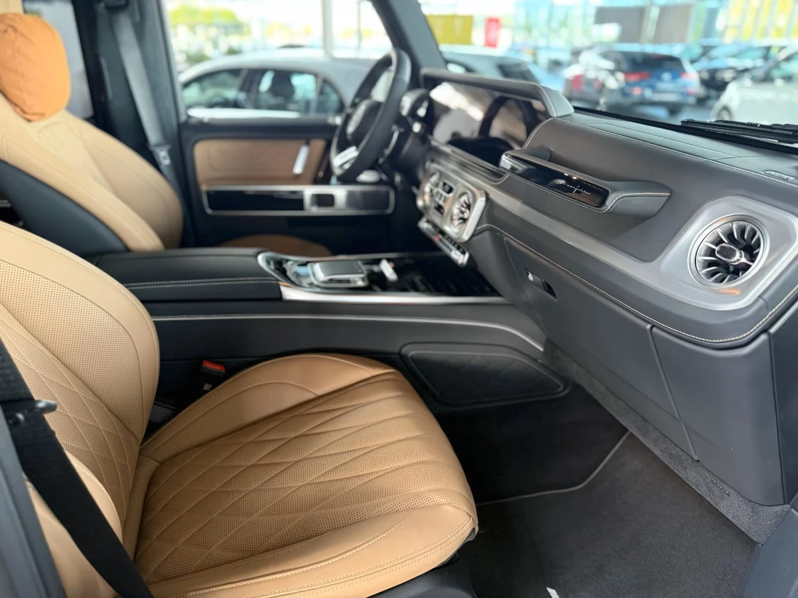 Mercedes-Benz G 63 AMG Facelift* Superior* Manufaktur - изображение 8