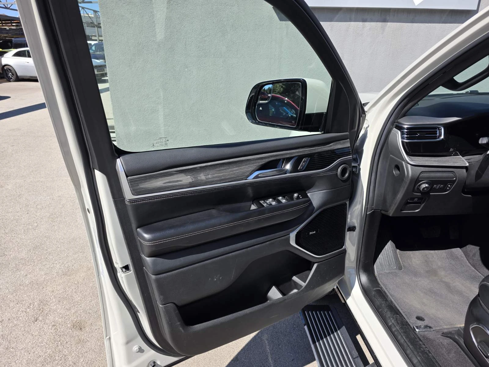 Jeep Grand cherokee 5.7L WAGONEER, снимка 9 - Автомобили и джипове - 52364344