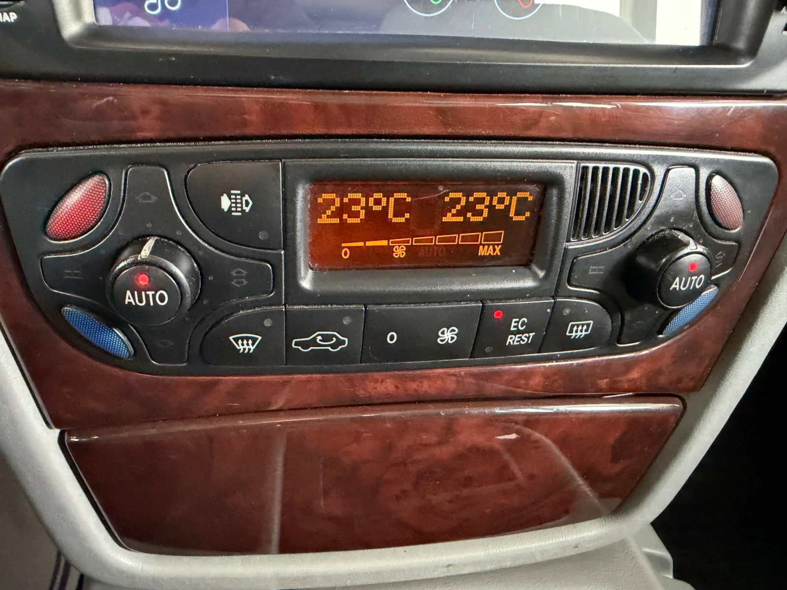 Mercedes-Benz G 500 AMG PACK* GAZ* REALNI KM* , снимка 12 - Автомобили и джипове - 54412769