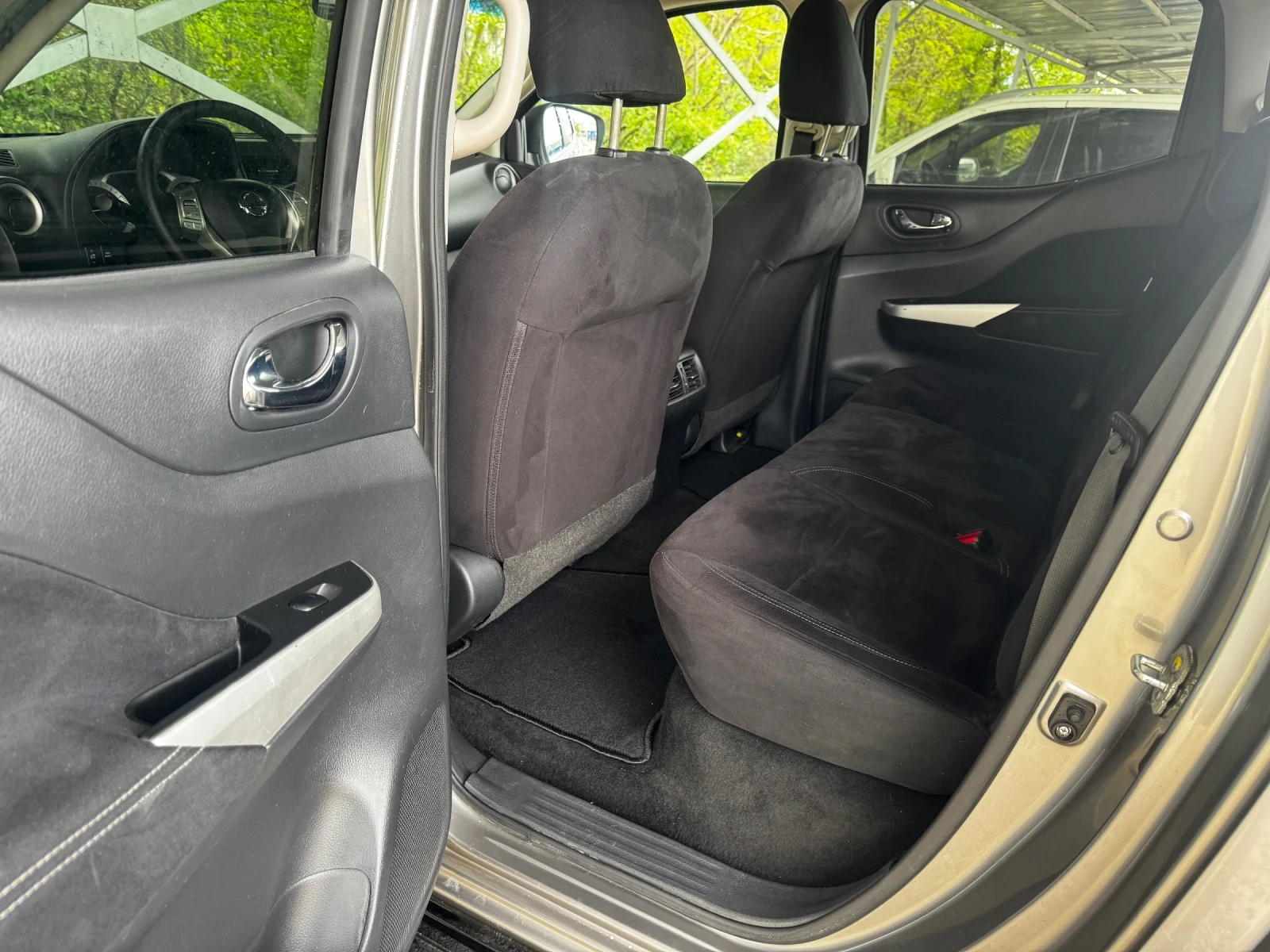 Nissan Navara 2.3D NAVI-CAM 360 EURO 6B, снимка 12 - Автомобили и джипове - 54483027