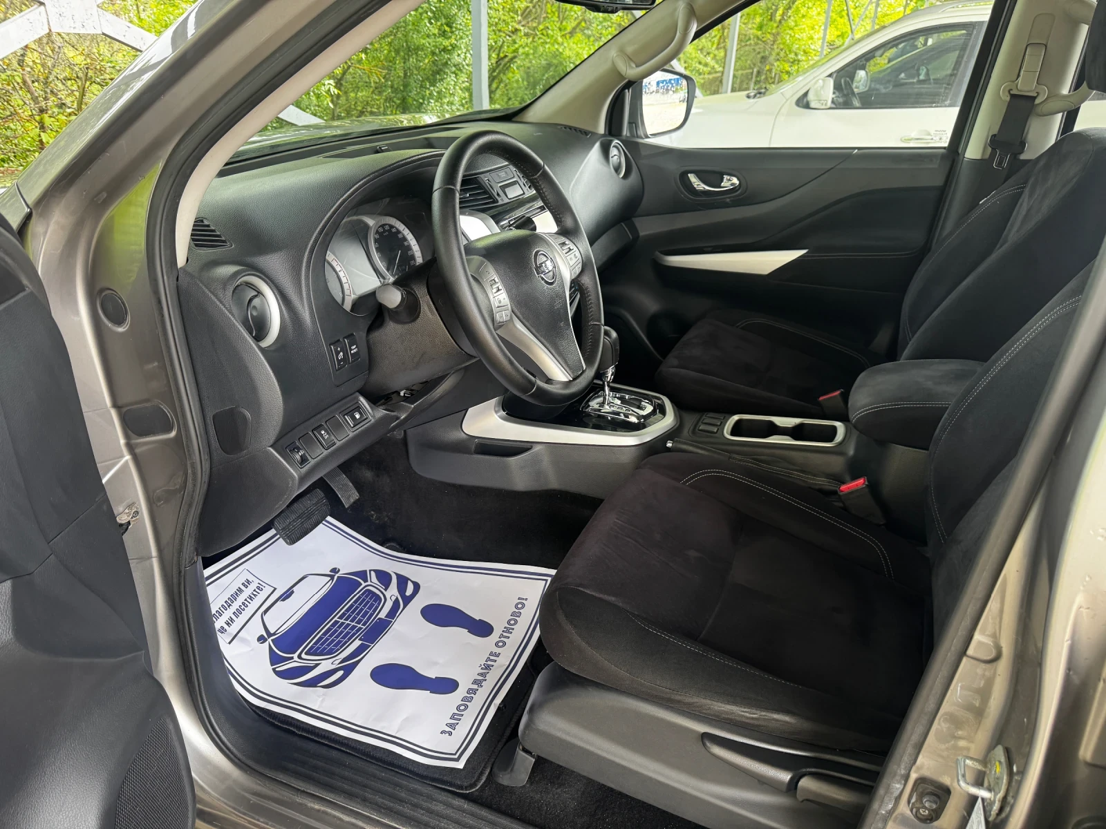 Nissan Navara 2.3D NAVI-CAM 360 EURO 6B, снимка 8 - Автомобили и джипове - 54483027