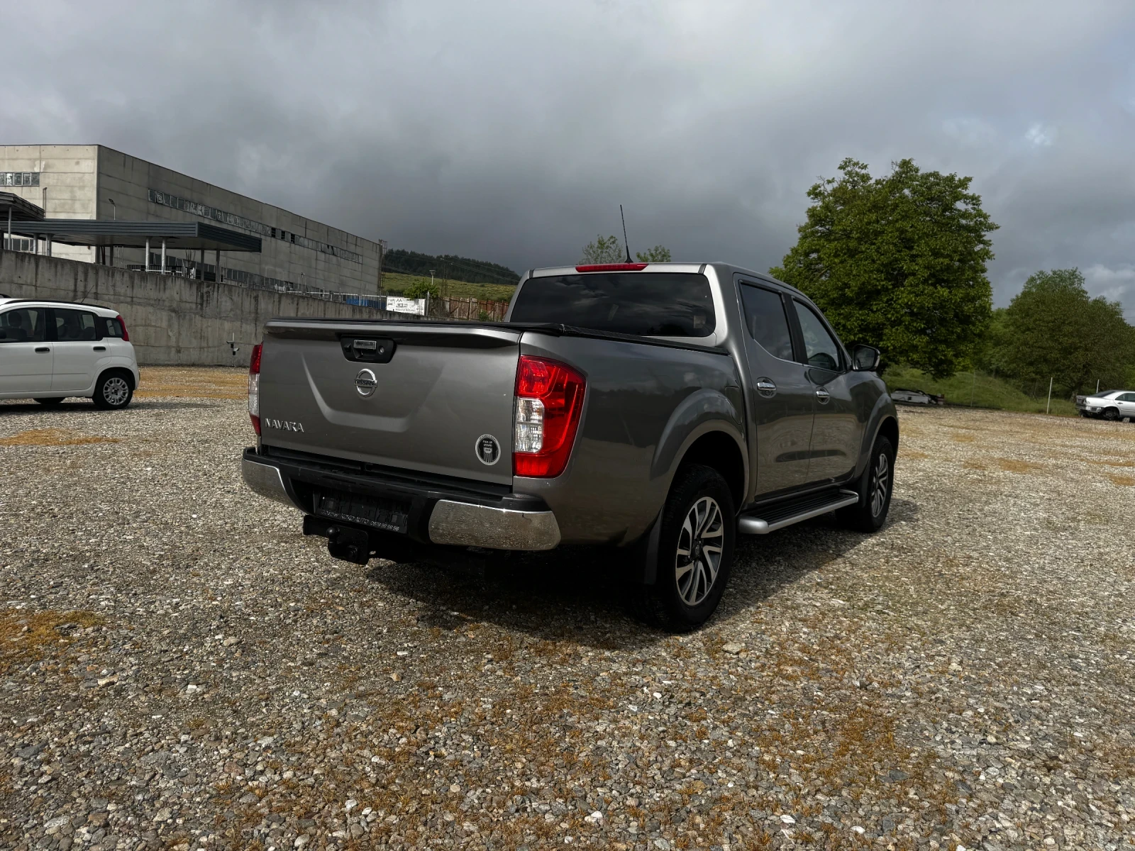 Nissan Navara 2.3D NAVI-CAM 360 EURO 6B, снимка 4 - Автомобили и джипове - 54483027