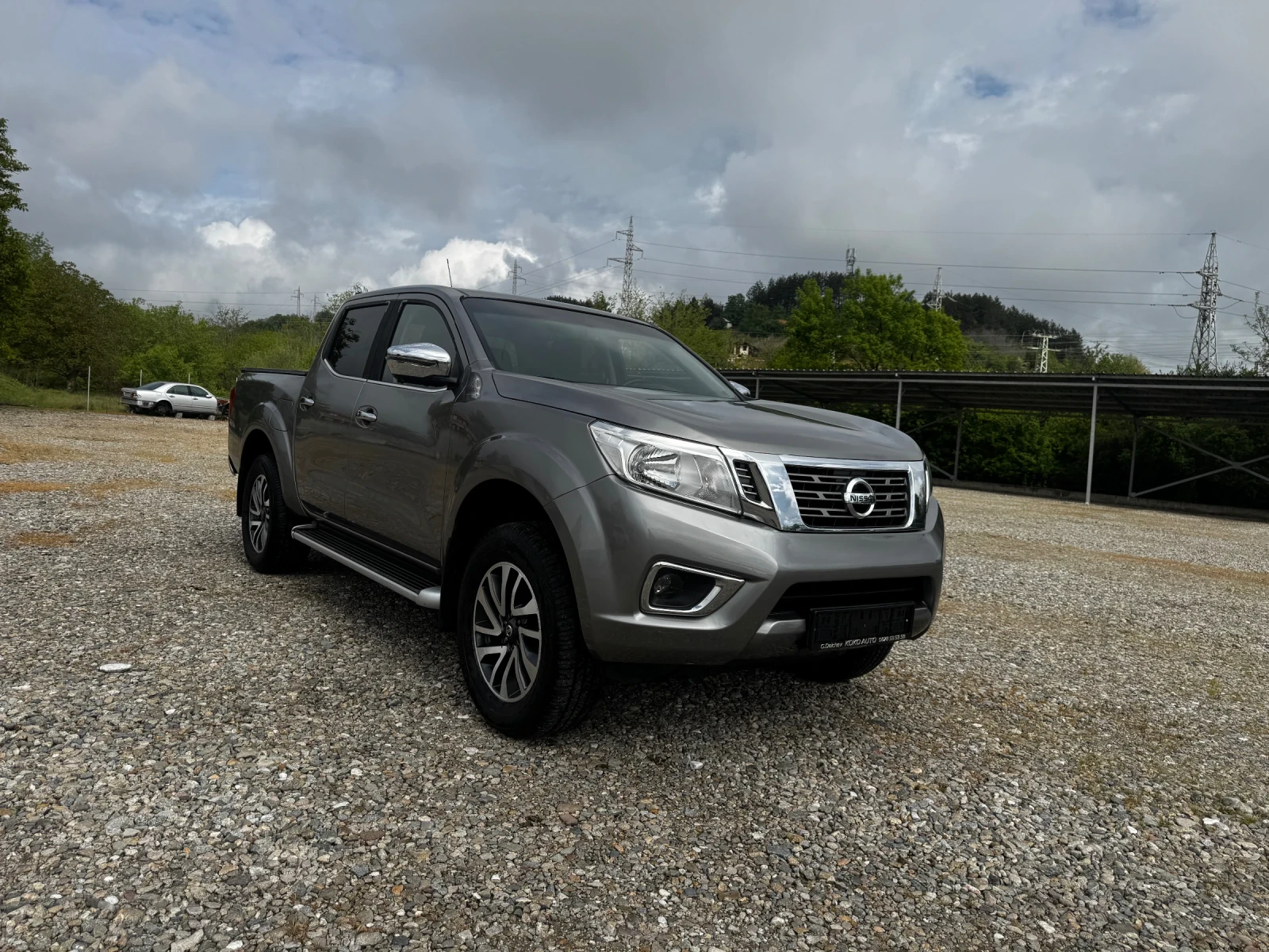 Nissan Navara 2.3D NAVI-CAM 360 EURO 6B, снимка 2 - Автомобили и джипове - 54483027