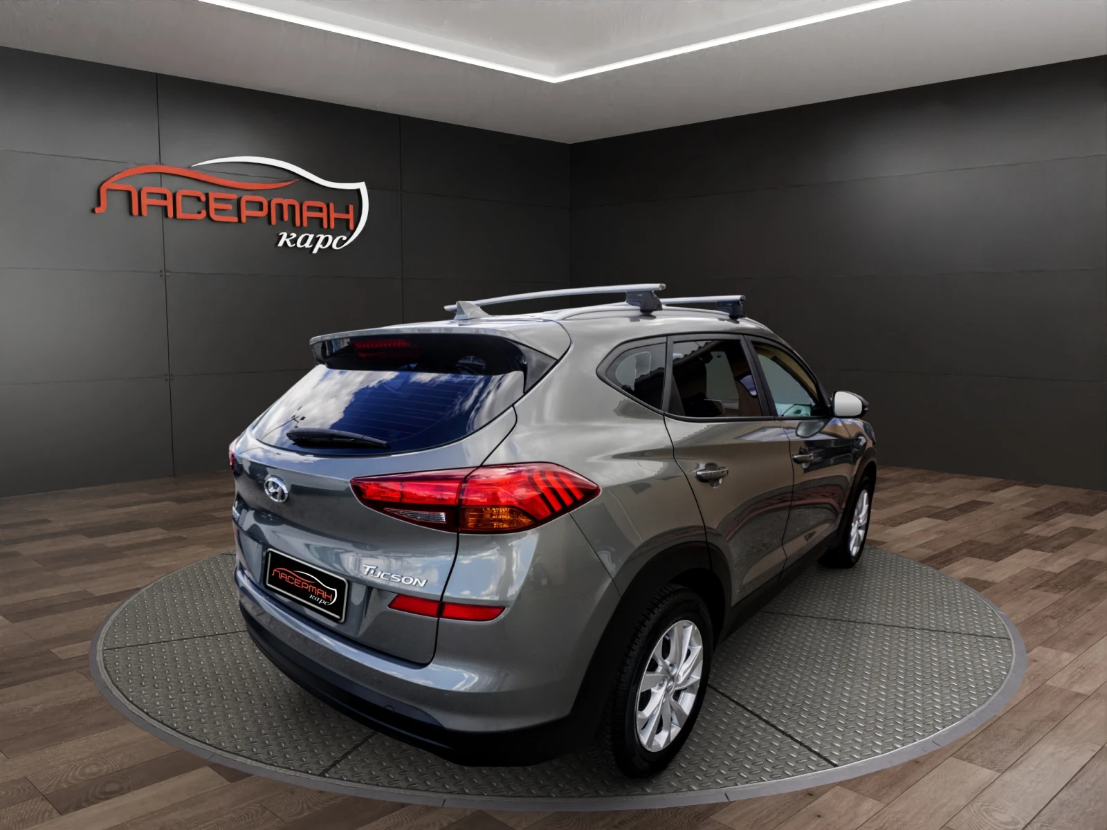 Hyundai Tucson 1.6CRDI XTECH, снимка 3 - Автомобили и джипове - 54800922