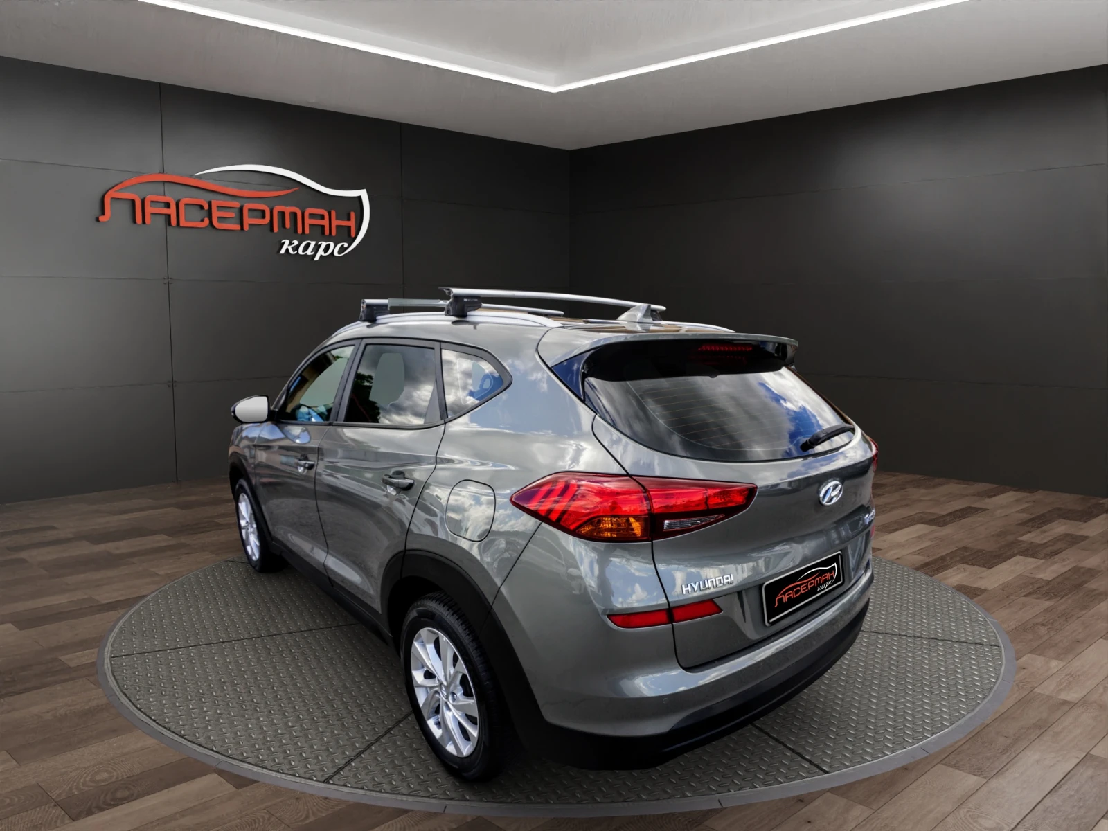 Hyundai Tucson 1.6CRDI XTECH, снимка 4 - Автомобили и джипове - 54800922