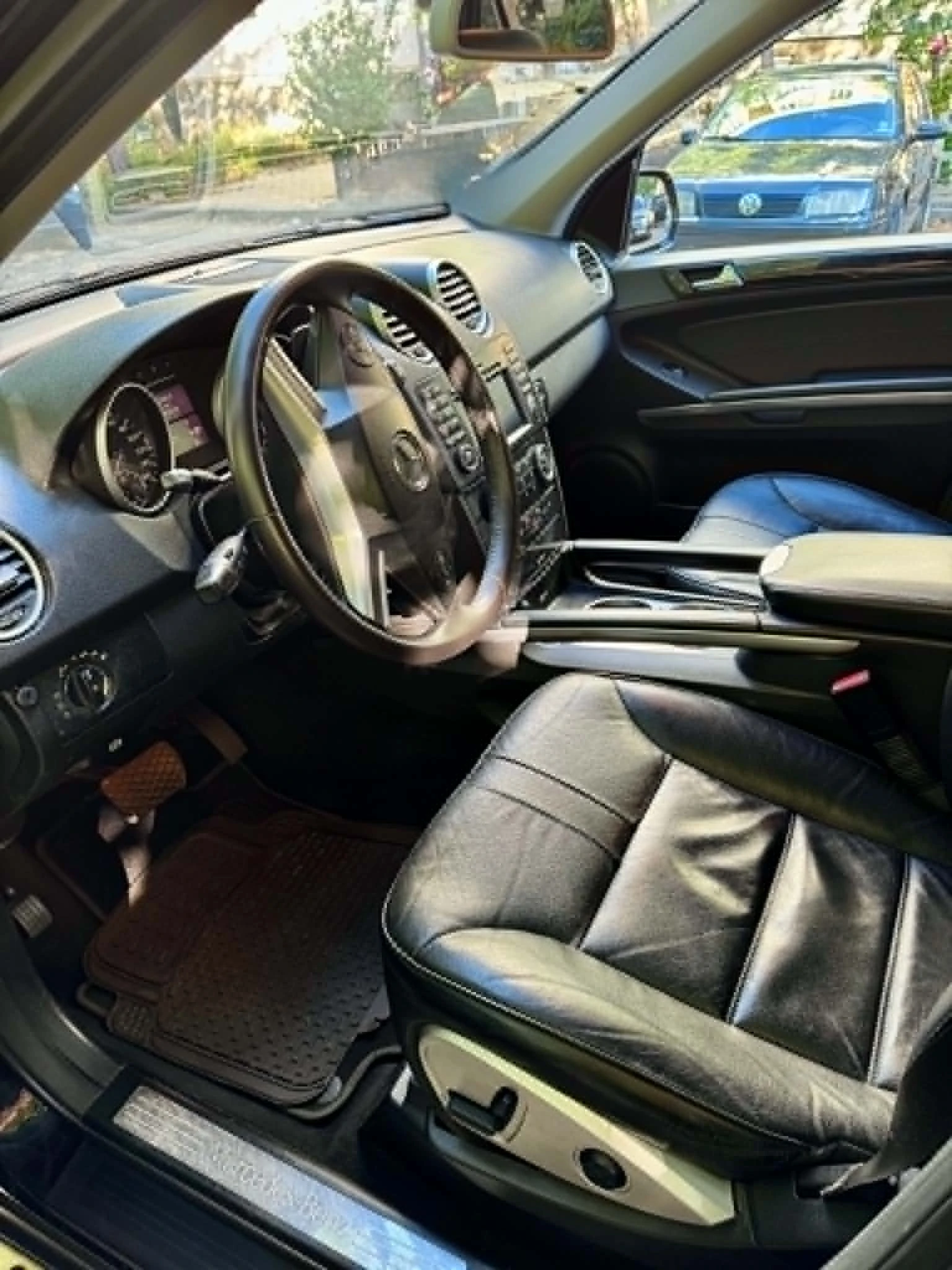 Mercedes-Benz ML 350 CDI 4 matic, снимка 8 - Автомобили и джипове - 54887195