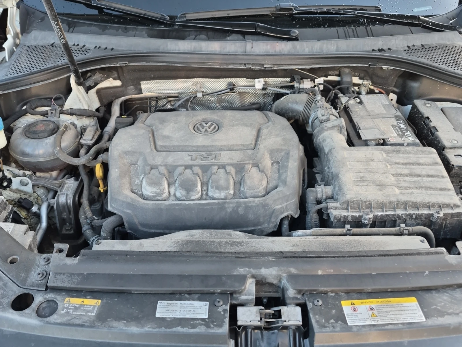 VW Tiguan COMFORTLINE R-LINE BLACK EDITION, АВТОКРЕДИТ, снимка 15 - Автомобили и джипове - 56063129