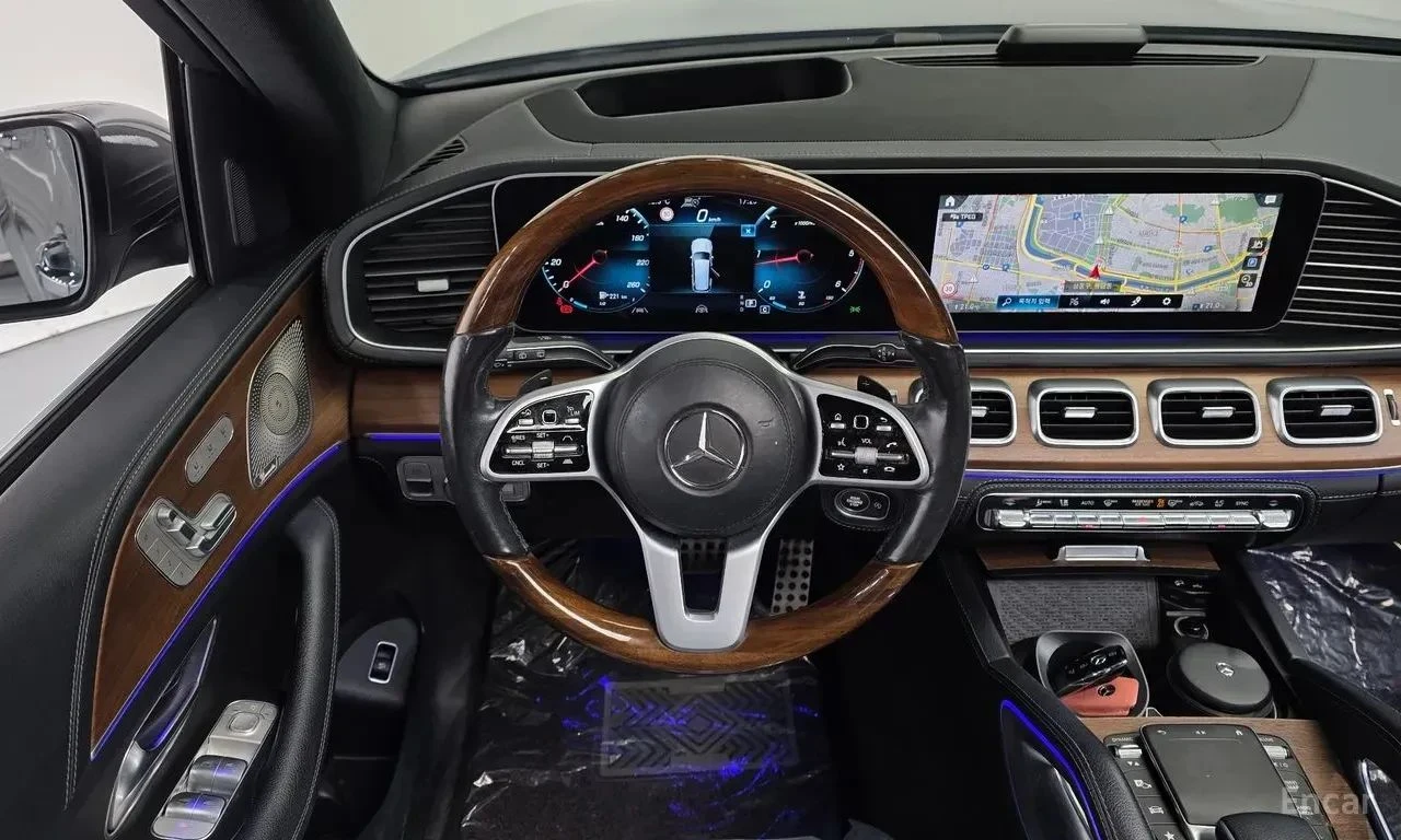 Mercedes-Benz GLS 400, снимка 8 - Автомобили и джипове - 56733429