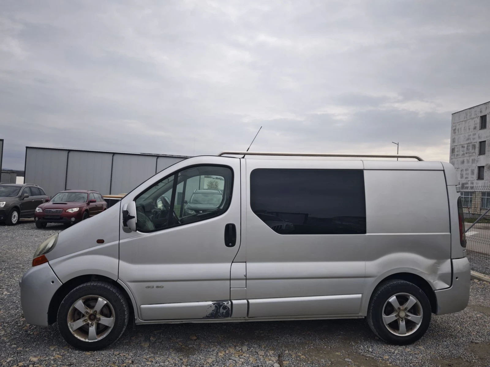 Renault Trafic, снимка 8 - Бусове и автобуси - 56747153