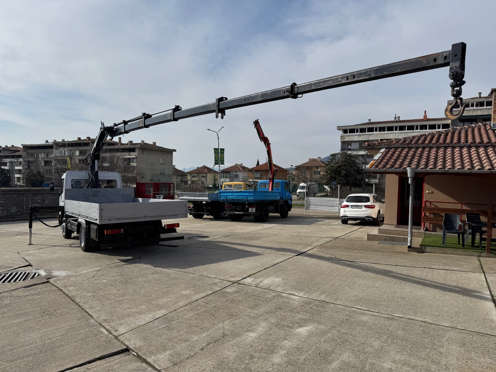 Mercedes-Benz Atego 1223 , kран ХИАБ 085 , каросерия 4.50м , 2.50м - изображение 3