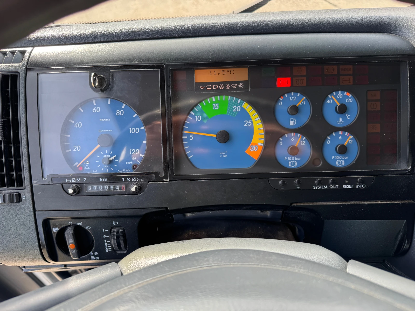 Mercedes-Benz Atego 1223 , k��� ���� 085 , ��������� 4.50� , 2.50� | Mobile.bg � ����������� 12