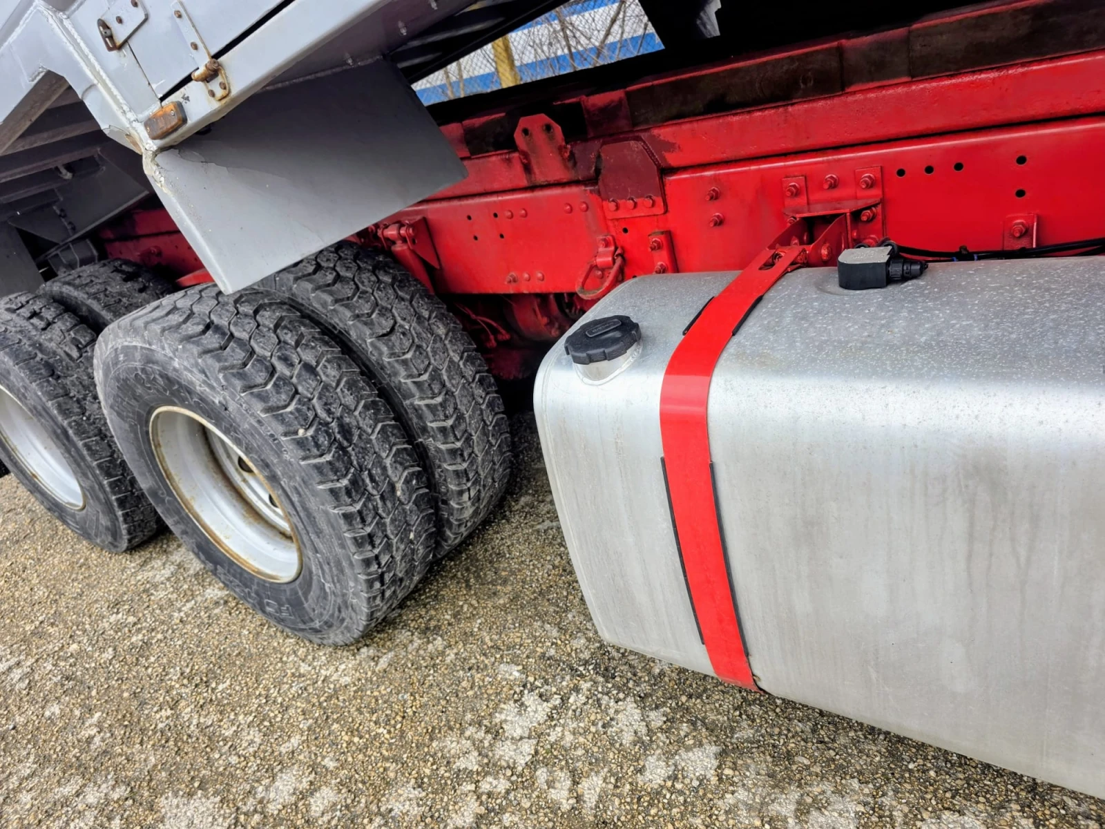 Volvo Fm 8x4  ЗЪРНОВОЗ , снимка 7 - Камиони - 54179916