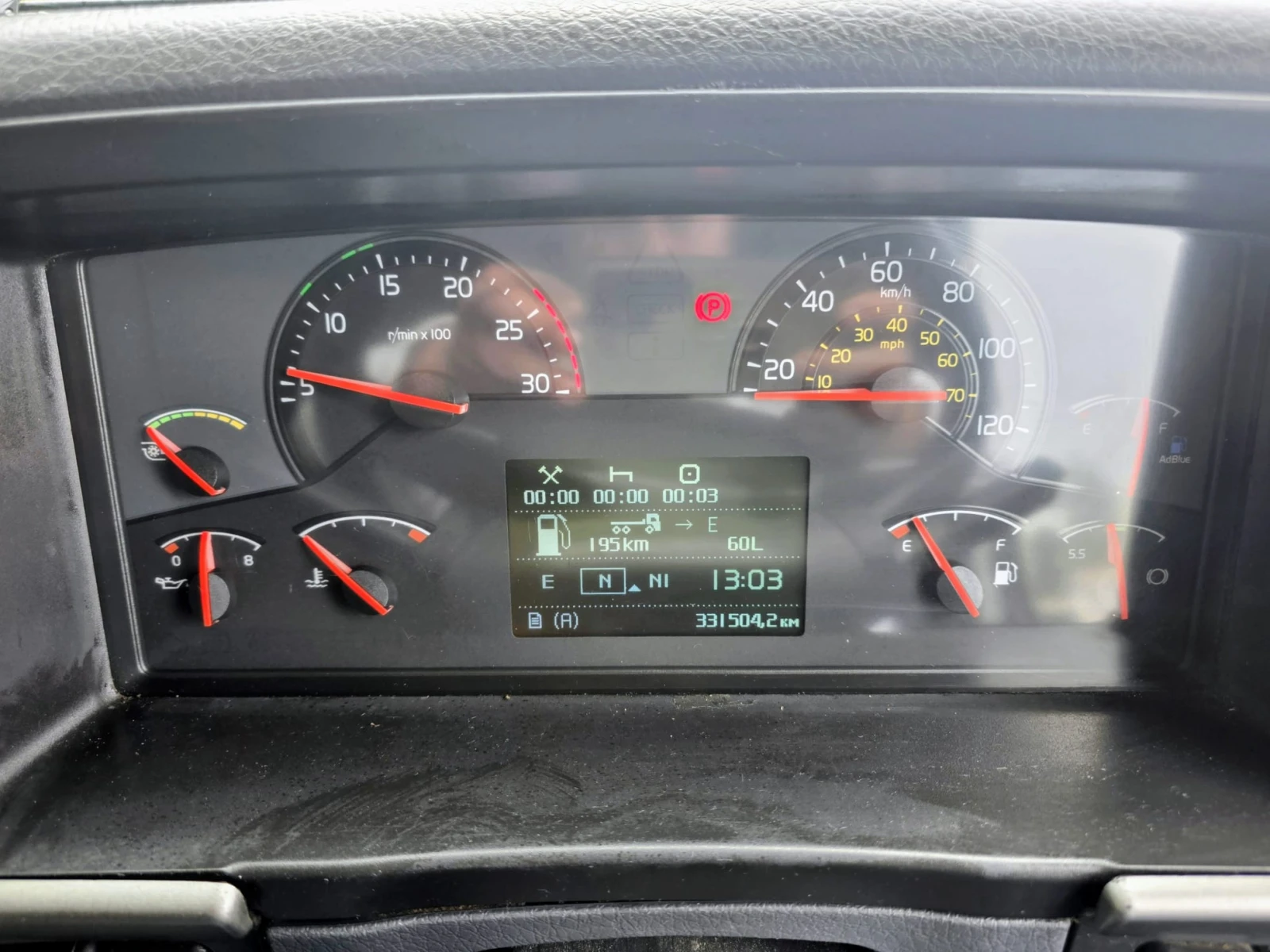 Volvo Fm 8x4  ЗЪРНОВОЗ , снимка 12 - Камиони - 54179916