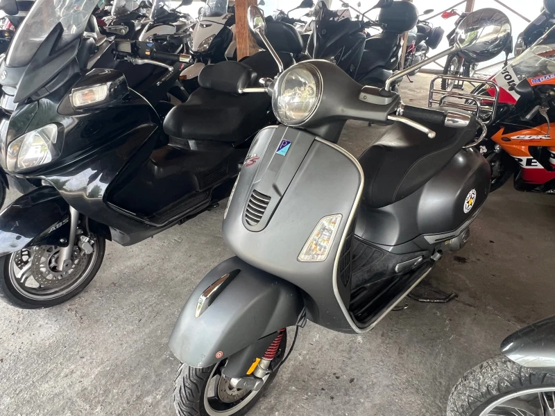 Vespa 300 300GTS Lizing